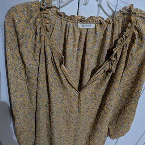 ~NWOT Just beautiful women's blouse.